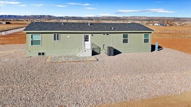 24921 N Verdot Rd, Paulden, AZ 86334 - photo 3