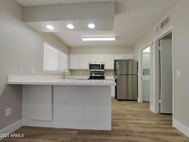 1128 W Hermosa Dr, Tempe, AZ 85282 - photo 4