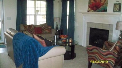 407 Oak Crest Dr unit 121, Clover, SC 29710 - photo 5