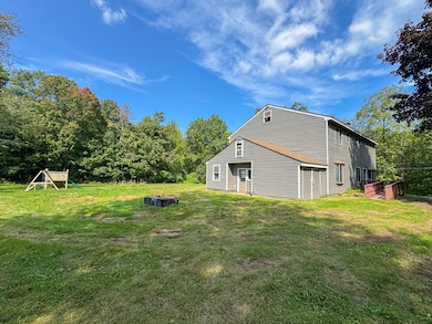 198 Union Rd, Wales, MA 01081 - photo 5