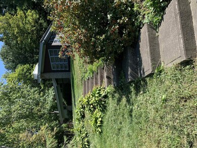 189 Winter St, Troy, NY 12180 - photo 5