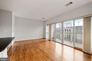 8045 Newell St unit 418, Silver Spring, MD 20910 - photo 3