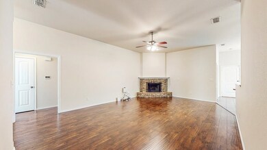 9306 Hawthorne Ct, Odessa, TX 79765 - photo 4