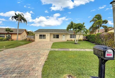 9726 Richmond Cir, Boca Raton, FL 33434 - photo 2