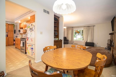 11249 Hemlock Dr, Osceola, IN 46561 - photo 7