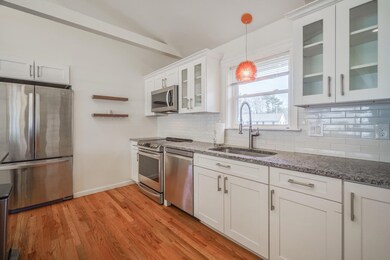 11 Plaza Ave, Easthampton, MA 01027 - photo 6