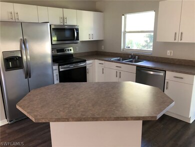 219 Manasota St, Fort Myers, FL 33913 - photo 7