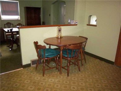 Kitchen. Eating area of kitchen with access to att