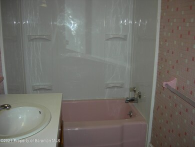 1721 N Main Ave, Scranton, PA 18508 - photo 7
