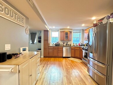 494 E 3rd St unit 1, Boston, MA 02127 - photo 2