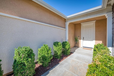 1742 N Broadbent Ln, Clovis, CA 93619 - photo 3