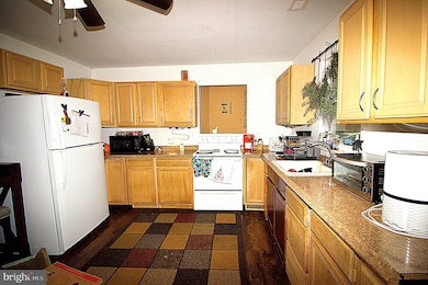 2408 Lodge Farm Rd, Sparrows Point, MD 21219 - photo 2