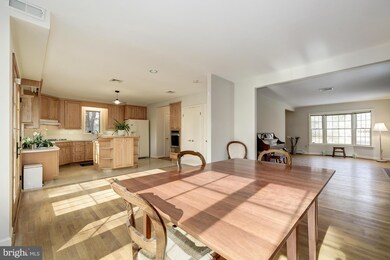 4616 Van Ness St NW, Washington, DC 20016 - photo 6