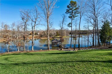 8054 Catawba Cove Dr, Belmont, NC 28012 - photo 2
