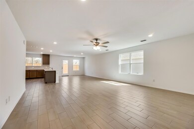 632 Quail Meadows Dr, Cleburne, TX 76031 - photo 7