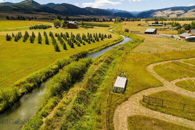 277 Moose Crossing Rd, Gallatin Gateway, MT 59730 - photo 3