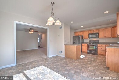 302 Briar Ridge Cir, Enola, PA 17025 - photo 3