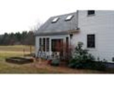 66 Frying Pan Ln, Stratham, NH 03885 - photo 2