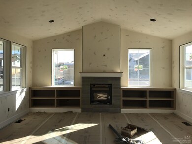 3647 SW 45th St, Redmond, OR 97756 - photo 5