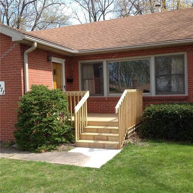 New front deck, excellent roof