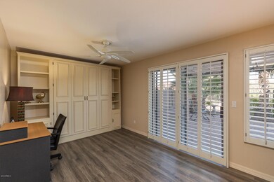 Murphy Bed/office