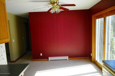 106 Bull Run S, Milford, PA 18337 - photo 3