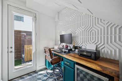 5915 Lindell Ave unit 101, Dallas, TX 75206 - photo 4