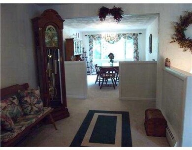 54 Wyndcliff Dr, Saunderstown, RI 02874 - photo 6