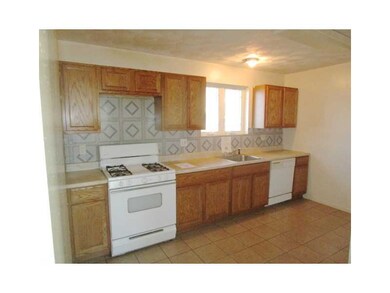 37 Redwing St unit 3, Providence, RI 02907 - photo 5