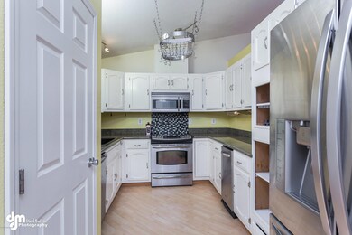 8220 E 20th Ave Anchorage AK-print-006-1