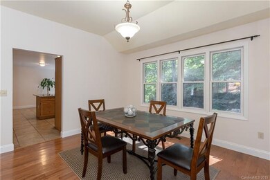 484 Heather Marie Dr, Hendersonville, NC 28792 - photo 5