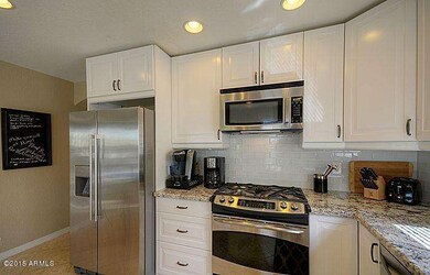 kitchen1_700.jpg