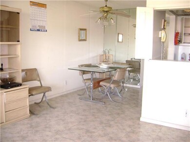 221 Windsor J, West Palm Beach, FL 33417 - photo 2