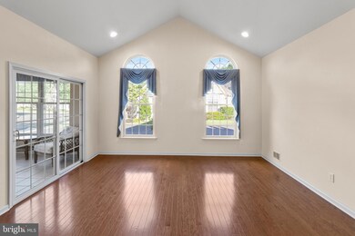 964 Daylily Dr unit V154, Langhorne, PA 19047 - photo 6