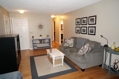 37 Pheasant Ct, Saratoga Springs, NY 12866 - photo 2