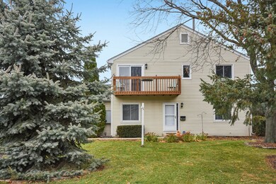 unlisted-address, Naperville, IL 60563 - photo 4