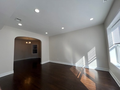3306 W Cullom Ave unit 1, Chicago, IL 60618 - photo 3