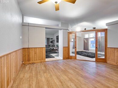 20788 Hazelnut Ridge Rd, Scotts Mills, OR 97375 - photo 7