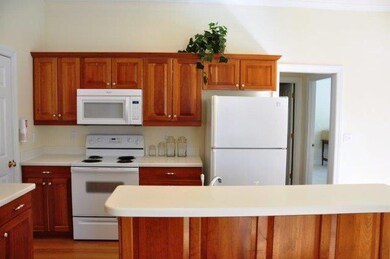 9 Gables Dr unit B9, Yarmouth, ME 04096 - photo 2