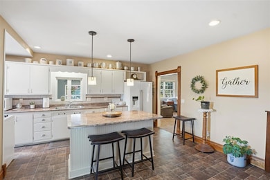 1159 Tulip Ave, Riverside, IA 52327 - photo 4