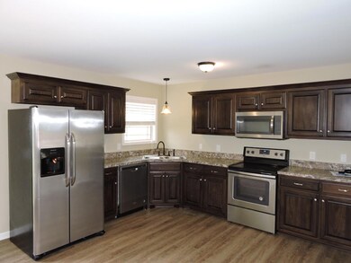 239 Ester Ln, Manchester, TN 37355 - photo 4