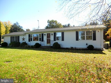 2015 Garrett Rd, Manchester, MD 21102 - photo 3