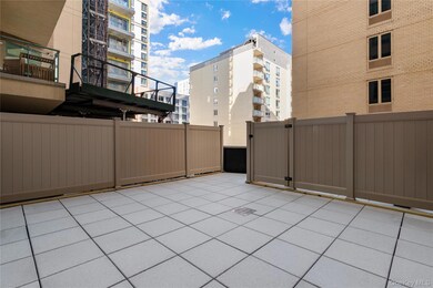 24-15 Queens Plaza N unit 3B, Long Island City, NY 11101 - photo 7