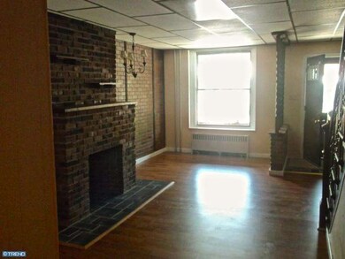 238 W Oley St, Reading, PA 19601 - photo 6