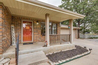 712 Kiowa Dr E, Gainesville, TX 76240 - photo 3