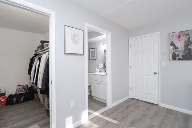 20 Maple Crest Cir unit D, Holyoke, MA 01040 - photo 5