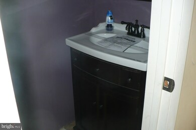 11608 Summer Oak Dr, Germantown, MD 20874 - photo 5