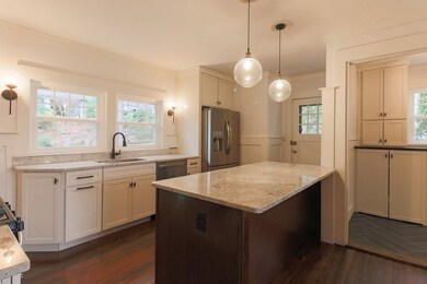 46 Beeching St, Worcester, MA 01602 - photo 3