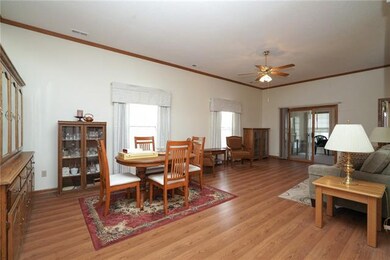 417 NW Augusta Ct, Blue Springs, MO 64014 - photo 5