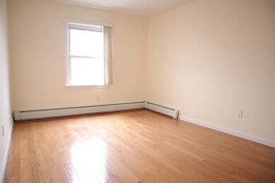 76 Waldo Ave unit 2, Jersey City, NJ 07306 - photo 5
